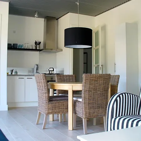 Apartment Berg En Zee 4 Bergen aan Zee
